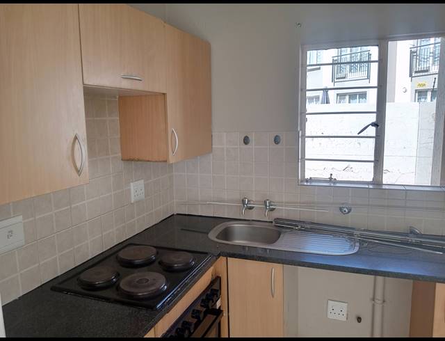 2 BEDROOM SECTIONAL TITLE FOR SALE IN KLIPPOORTJE